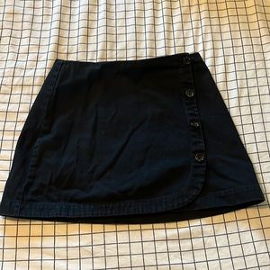 BDG BLACK MINI SKIRT